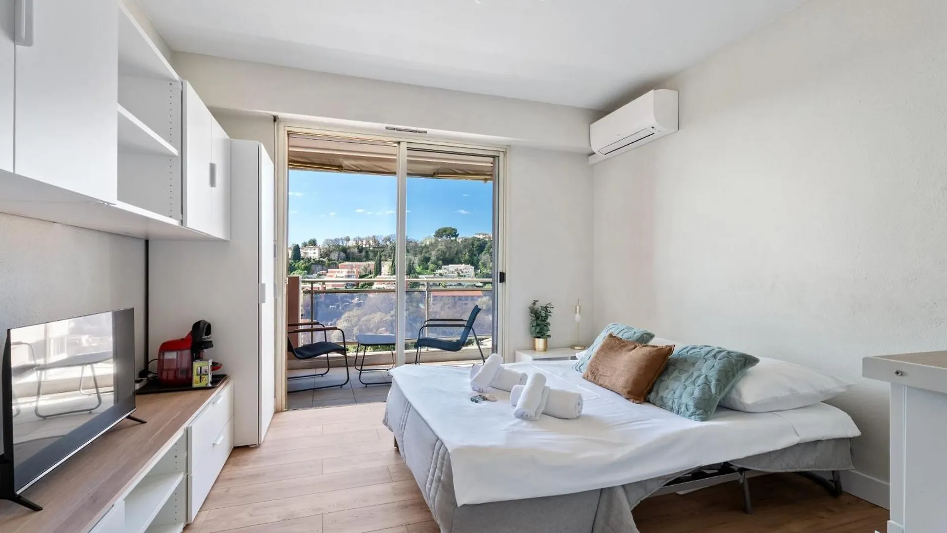 Apartment Studio Bel Air - Welkeys Villeneuve-Loubet