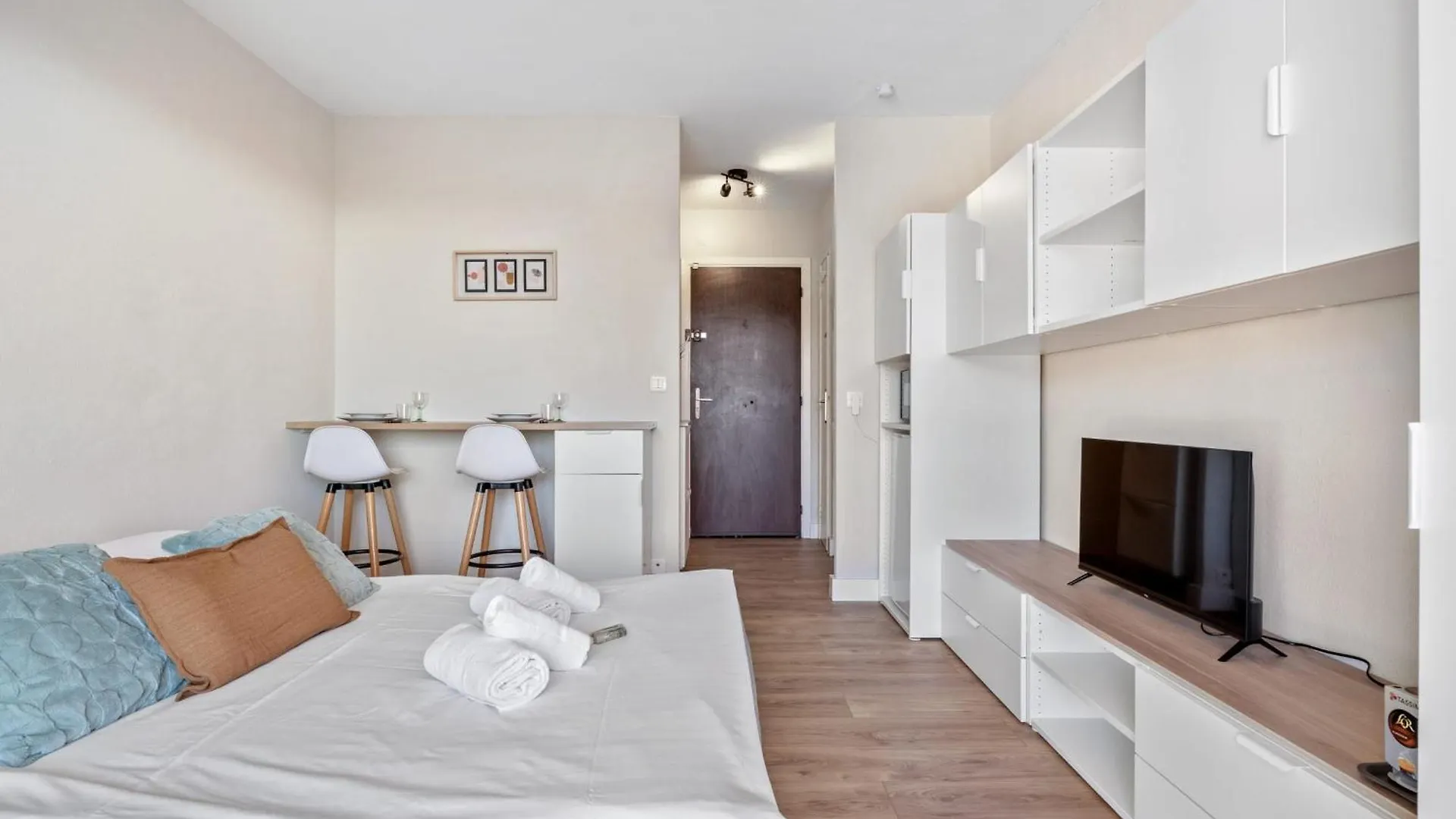 Studio Bel Air - Welkeys Villeneuve-Loubet 0*,  France